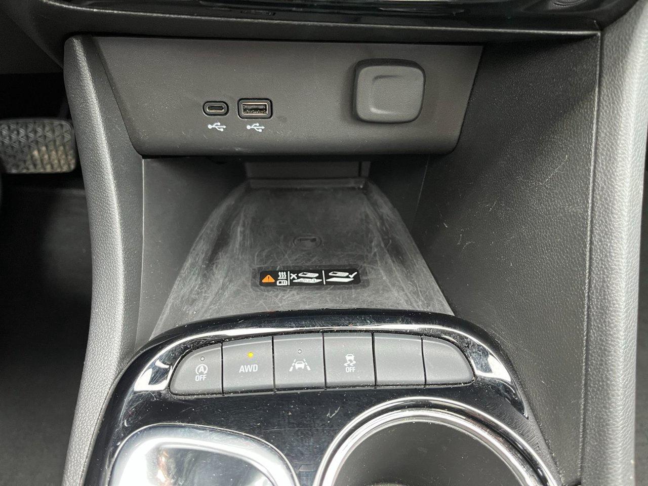 2024 Buick Encore GX AWD 4dr Sport Touring Photo
