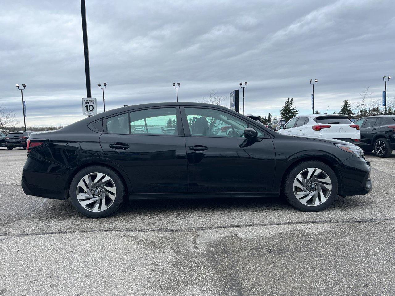 2023 Subaru Legacy AWD Limited CVT Photo4