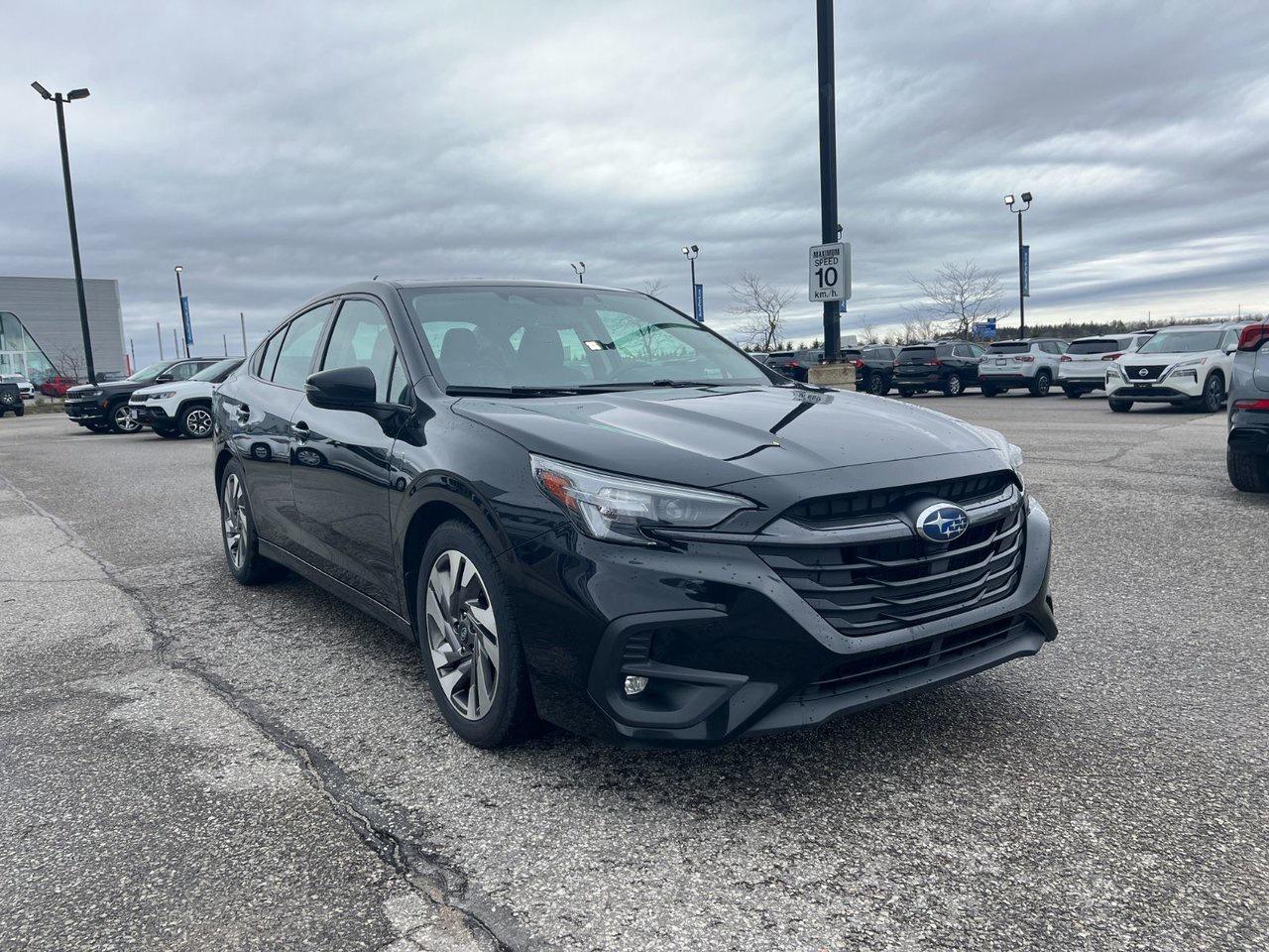 2023 Subaru Legacy AWD Limited CVT Photo3