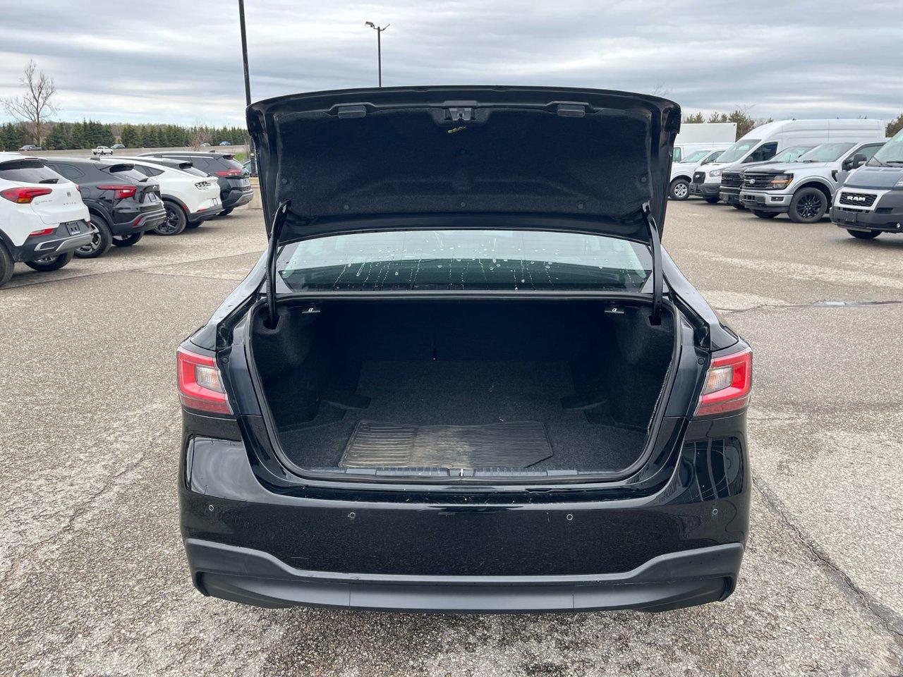 2023 Subaru Legacy AWD Limited CVT Photo