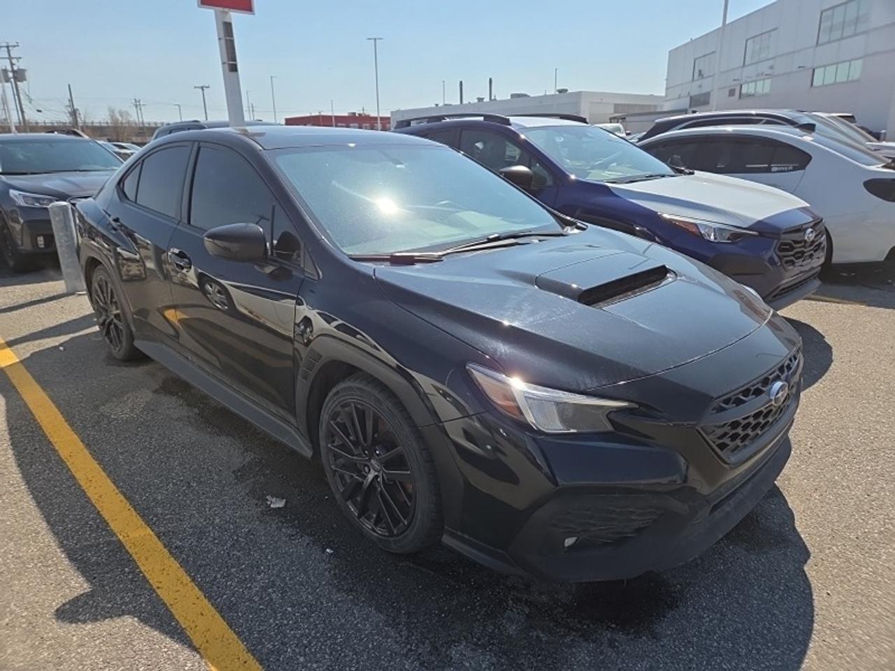 2023 Subaru WRX PREMIUM! 6-SPD, AWD, FULLY LOADED!! ONLY 48K Photo4