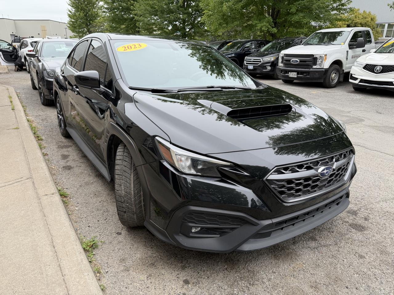 2023 Subaru WRX PREMIUM! 6-SPD, AWD, FULLY LOADED!! ONLY 48K - Photo #11