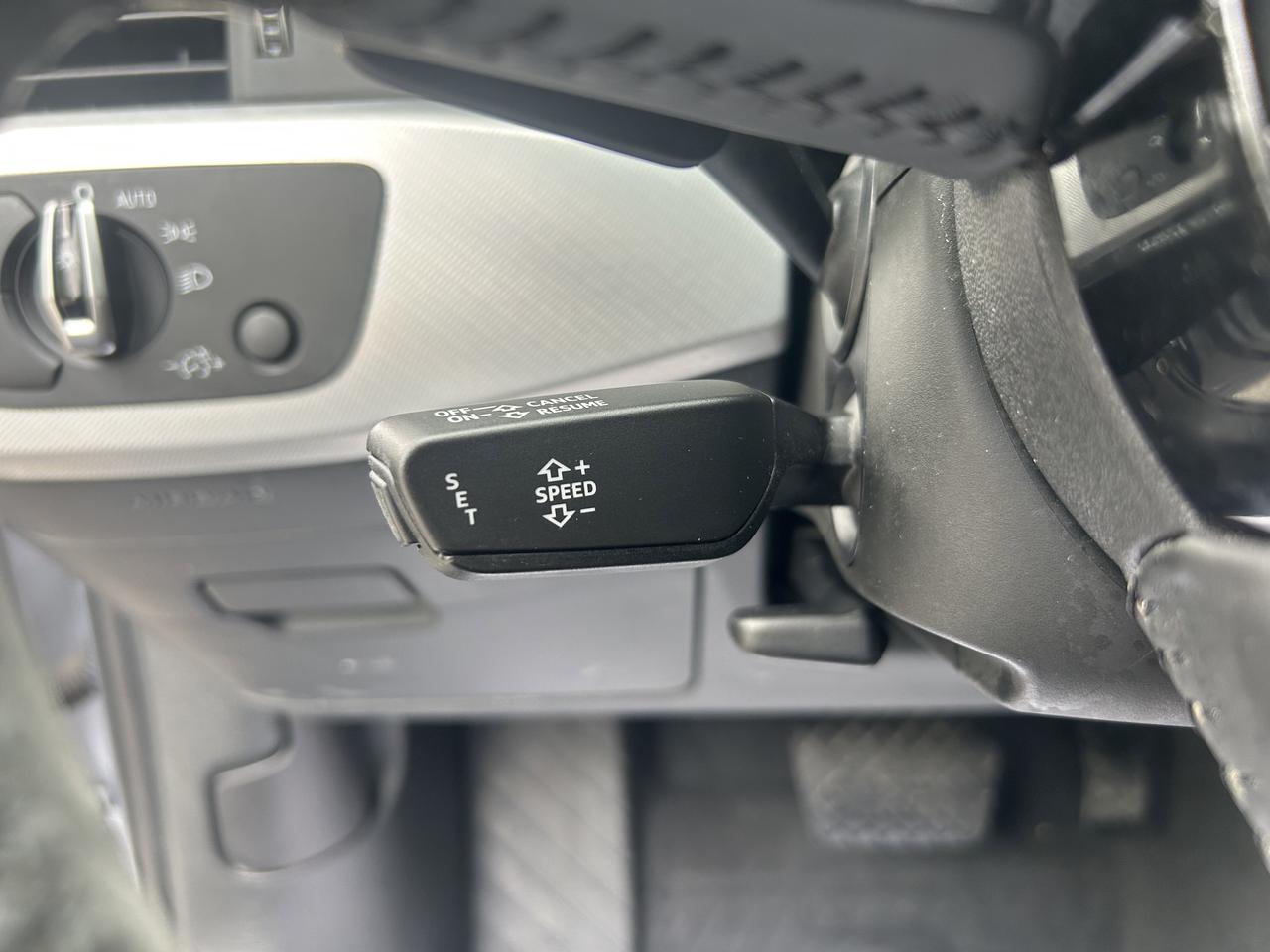 2017 Audi A4 Progressiv-DEALER SERVICED! LEATHER, NAV, SUNROOF! - Photo #21
