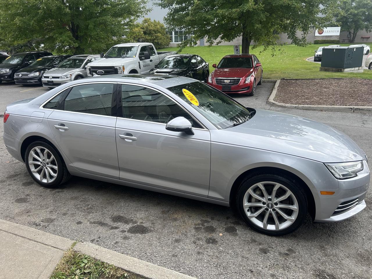 2017 Audi A4 Progressiv-DEALER SERVICED! LEATHER, NAV, SUNROOF! - Photo #8