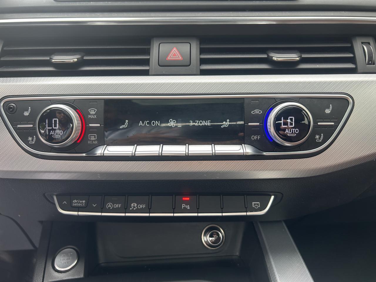 2017 Audi A4 Progressiv-DEALER SERVICED! LEATHER, NAV, SUNROOF! - Photo #34