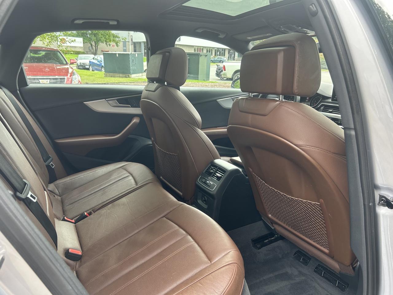 2017 Audi A4 Progressiv-DEALER SERVICED! LEATHER, NAV, SUNROOF! Photo