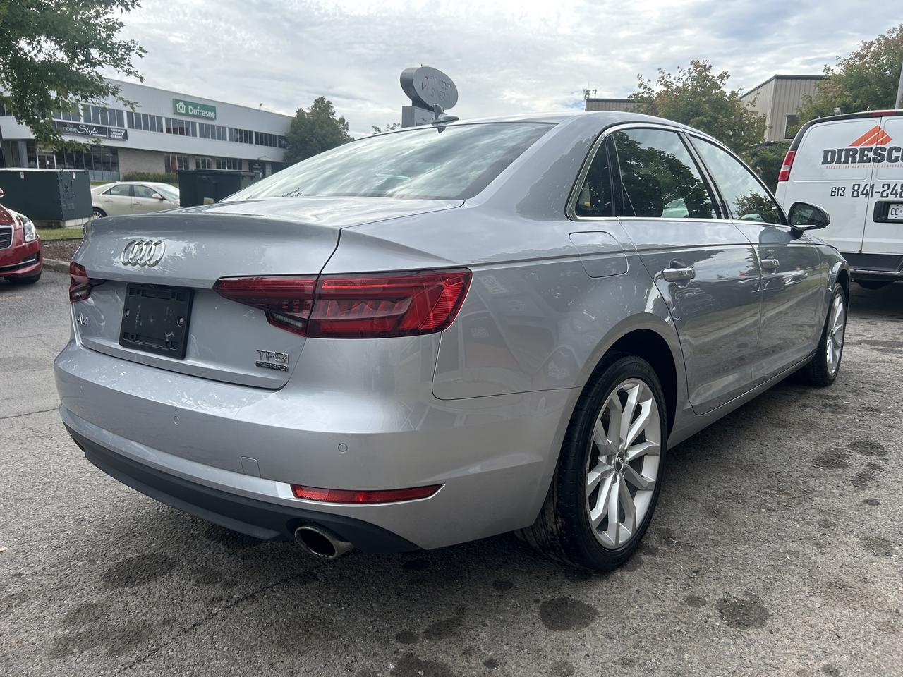 2017 Audi A4 Progressiv-DEALER SERVICED! LEATHER, NAV, SUNROOF! - Photo #7