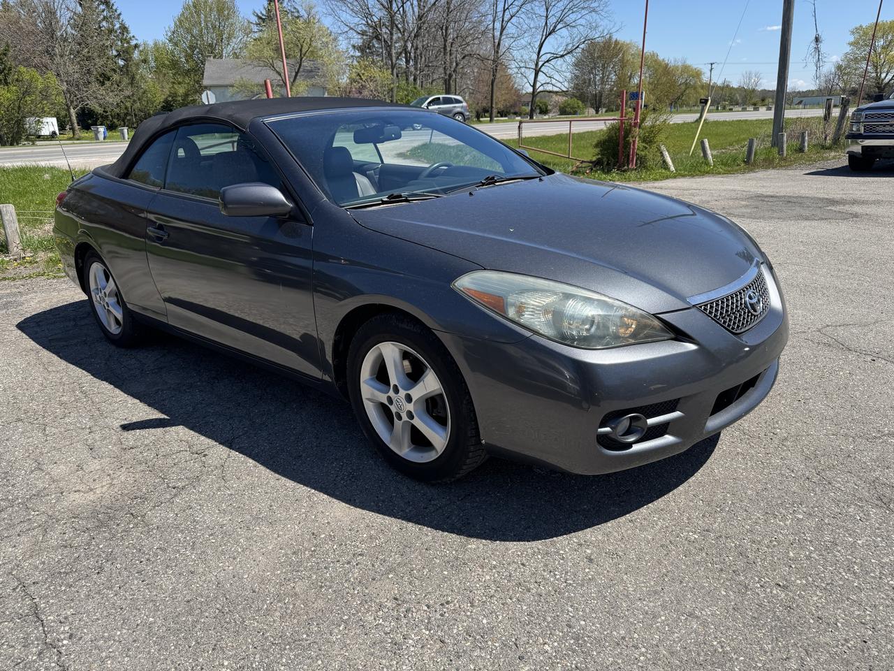 2007 Toyota Camry Solara SLE Photo2