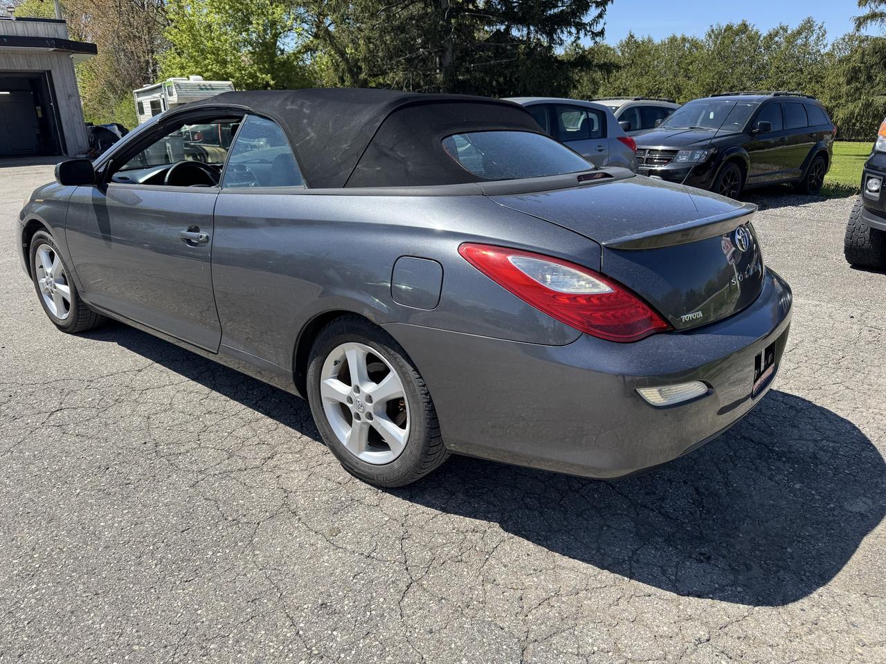 2007 Toyota Camry Solara SLE Photo