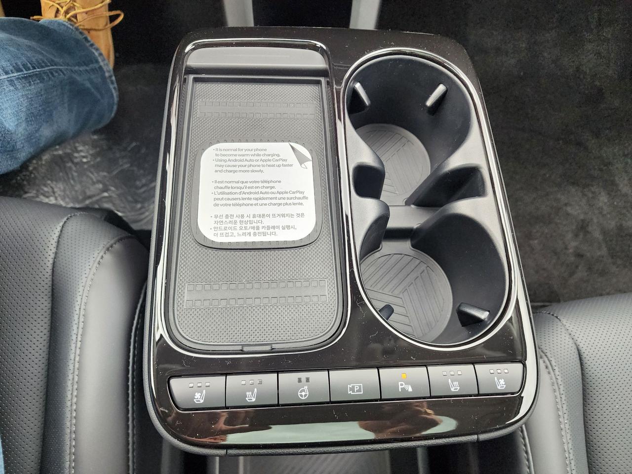 2026 Hyundai IONIQ 5 PREFERRED AWD LONG RANGE ULTIMATE WITH ULTIMATE PKG Photo