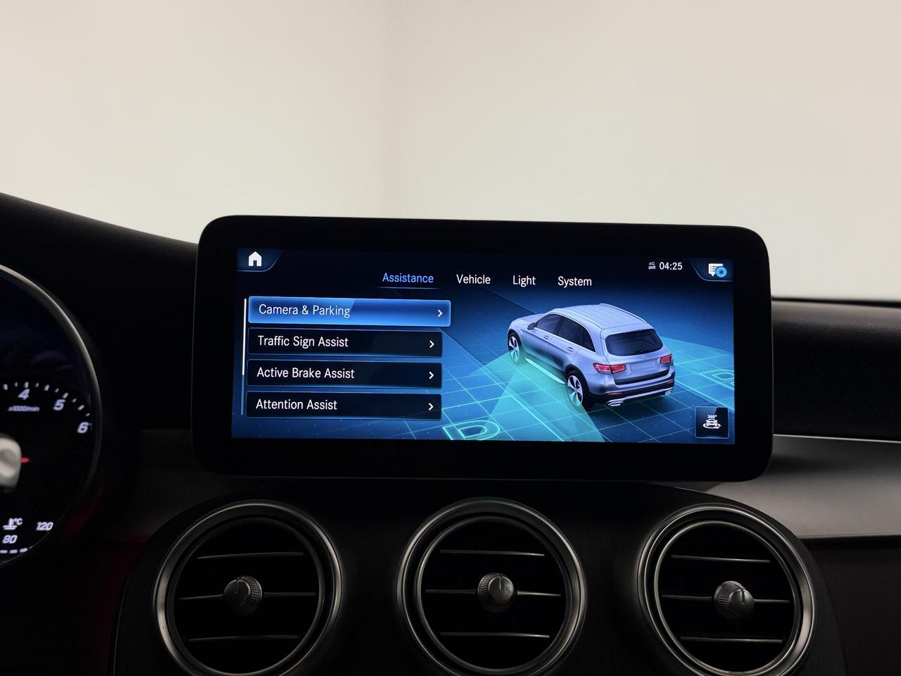 2021 Mercedes-Benz GLC-Class GLC 300 4MATIC SUV Photo