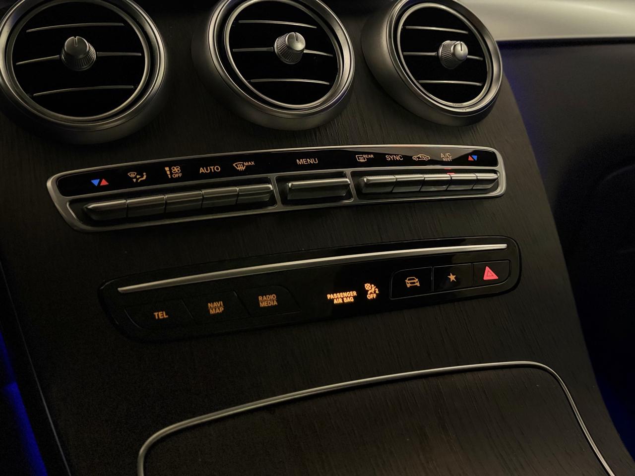 2021 Mercedes-Benz GLC-Class GLC 300 4MATIC SUV Photo