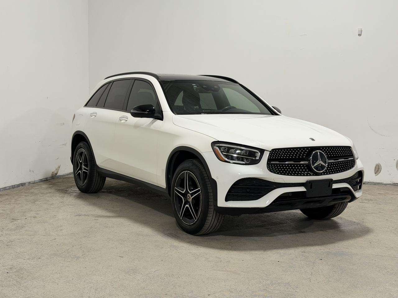 2021 Mercedes-Benz GLC-Class GLC 300 4MATIC SUV Photo2