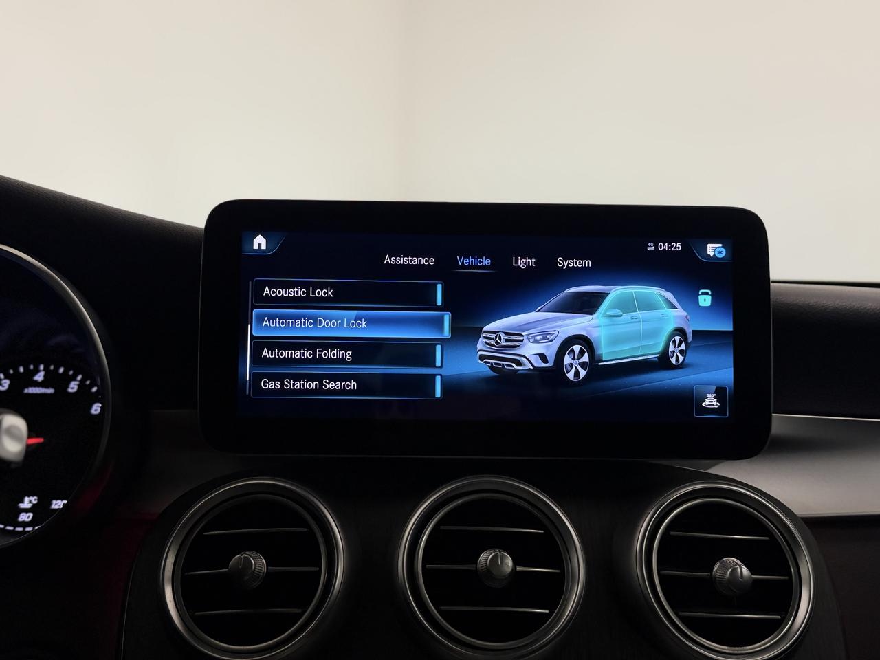 2021 Mercedes-Benz GLC-Class GLC 300 4MATIC SUV Photo