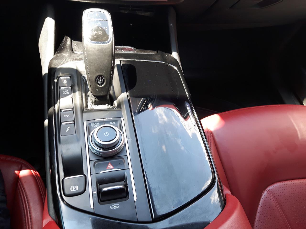 2022 Maserati Levante Modena Photo