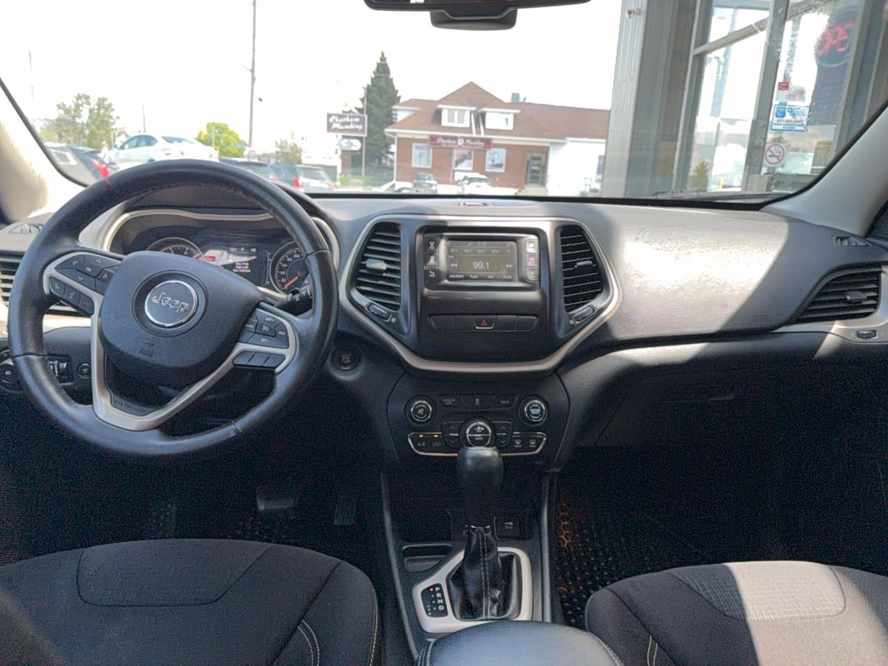 2015 Jeep Cherokee North Photo