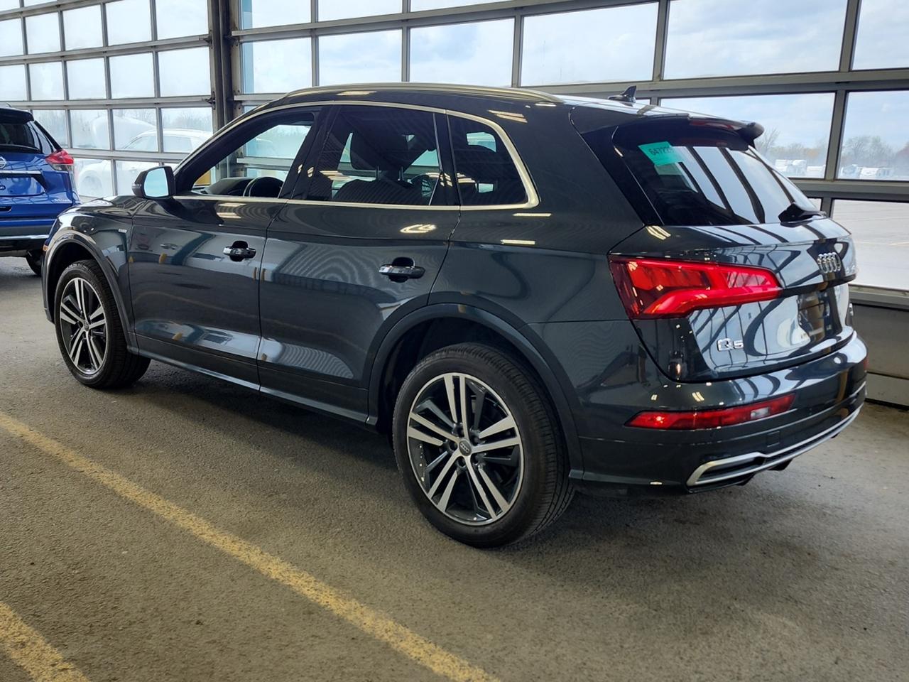 2018 Audi Q5 Technik - DEALER-SERVICED!! 73K!! B&O STEREO! Photo3