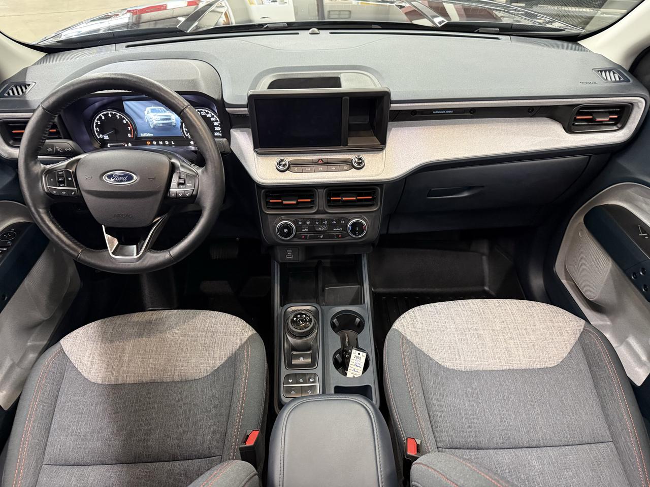 2022 Ford Maverick XLT Photo