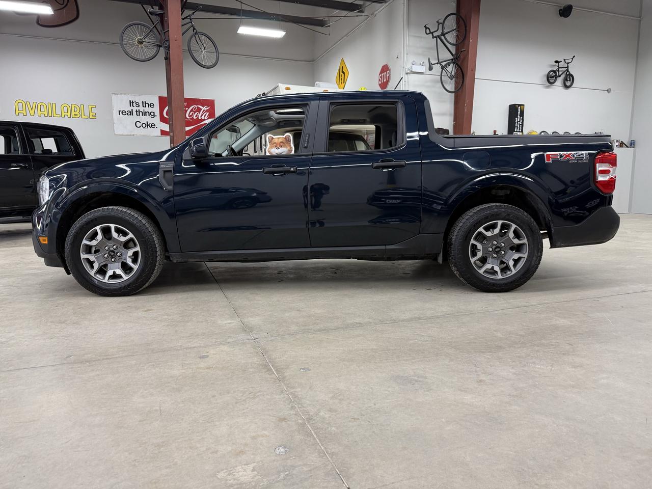 2022 Ford Maverick XLT Photo2
