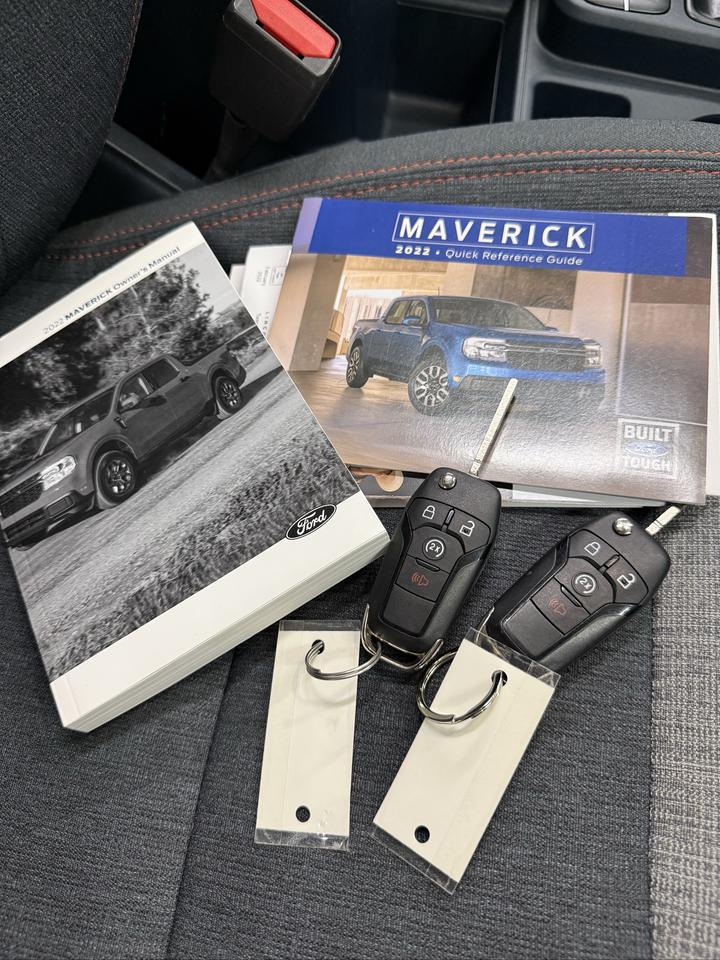 2022 Ford Maverick XLT Photo