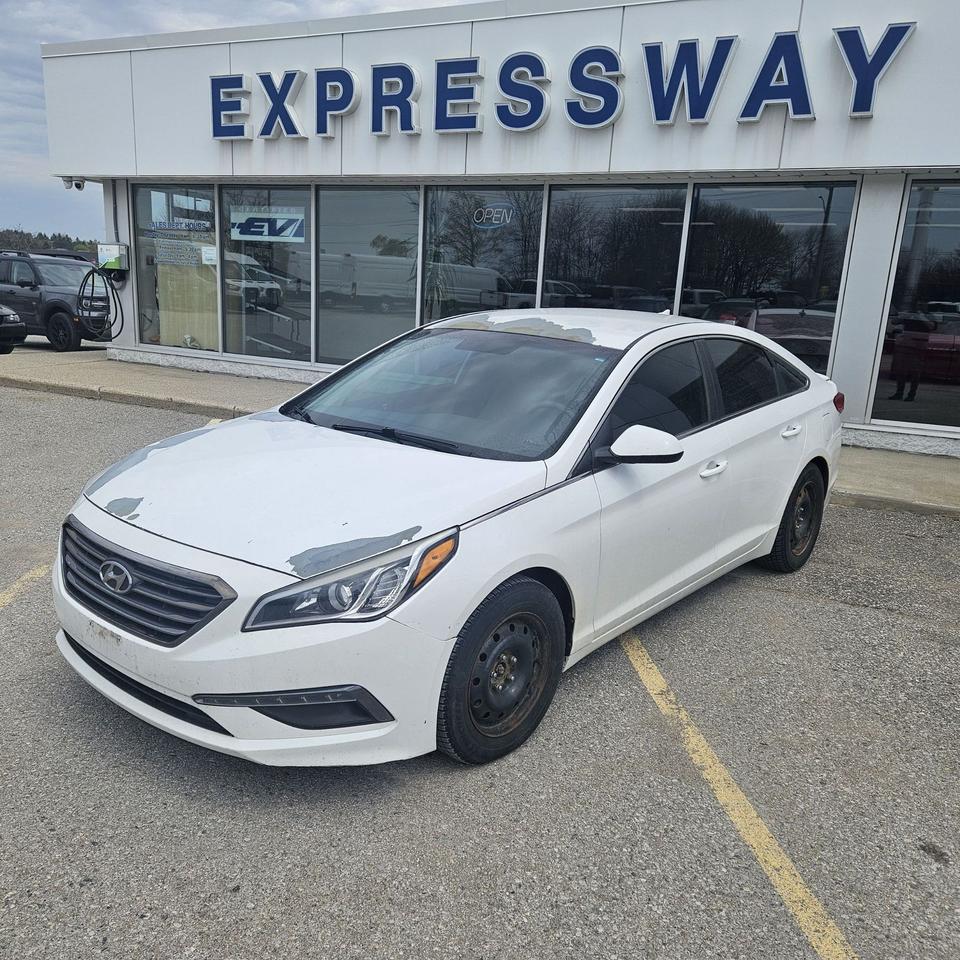 2015 Hyundai Sonata GL, HEATED SEATS, WINTER TIRES, GREAT ON GAS! Photo0