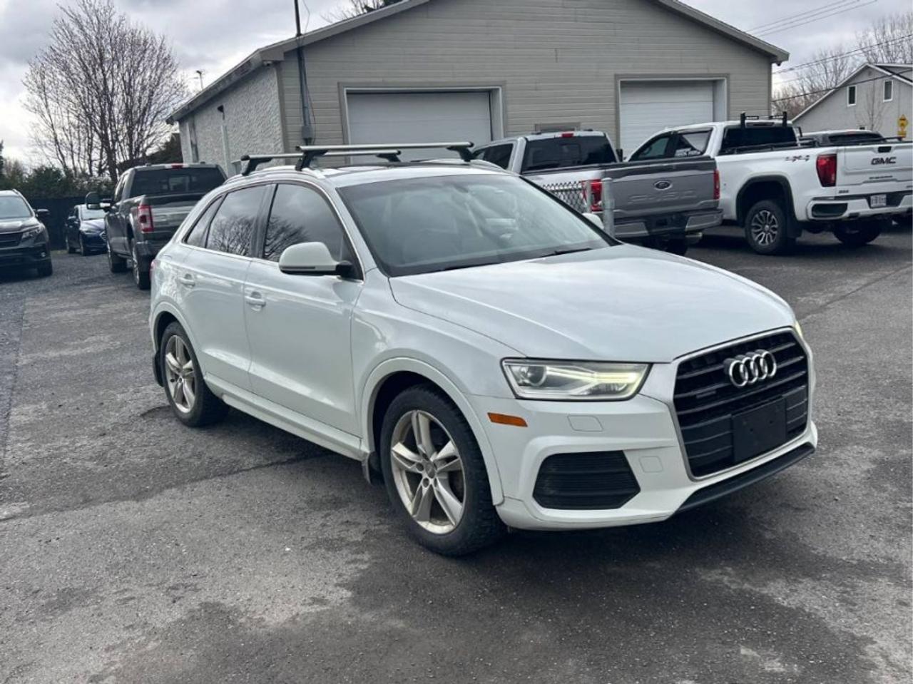2016 Audi Q3 * AWD * DEALER SERVICED 2.0T QUATTRO PROGRESSIV Photo
