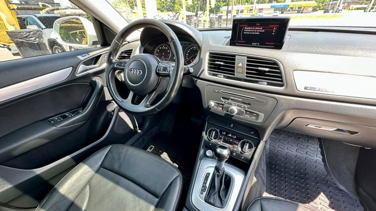 2016 Audi Q3 * AWD * DEALER SERVICED * PROGRESSIV * 2.0T QUATTRO PROGRESSIV Photo