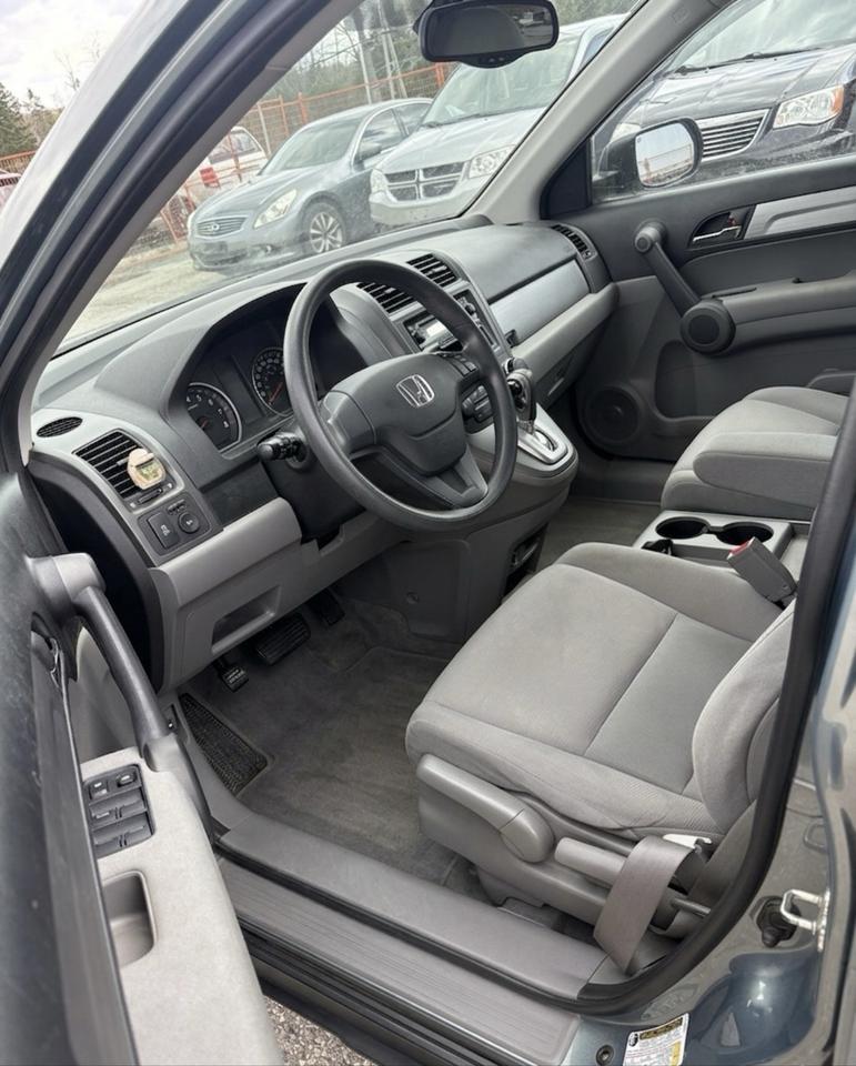 2010 Honda CR-V 4WD 5DR LX Photo