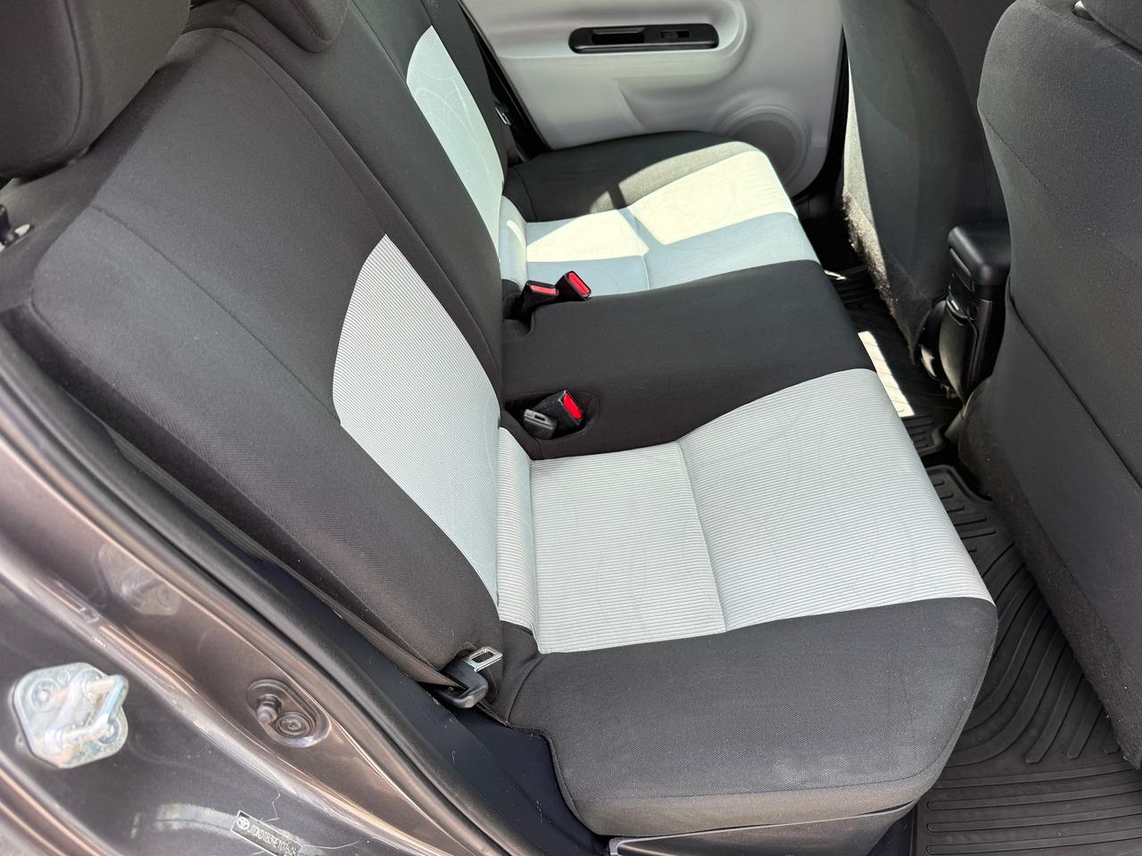 2014 Toyota Prius c 5dr HB HYBRID..CERTIFIED ! Photo