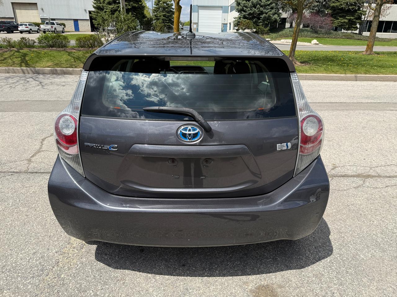 2014 Toyota Prius c 5dr HB HYBRID..CERTIFIED ! Photo