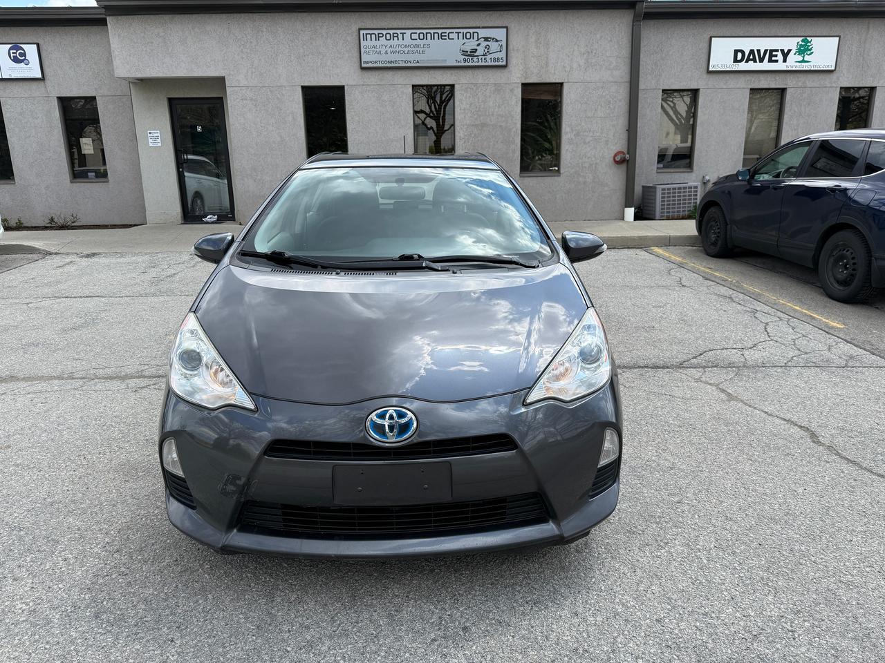2014 Toyota Prius c 5dr HB HYBRID..CERTIFIED ! Photo
