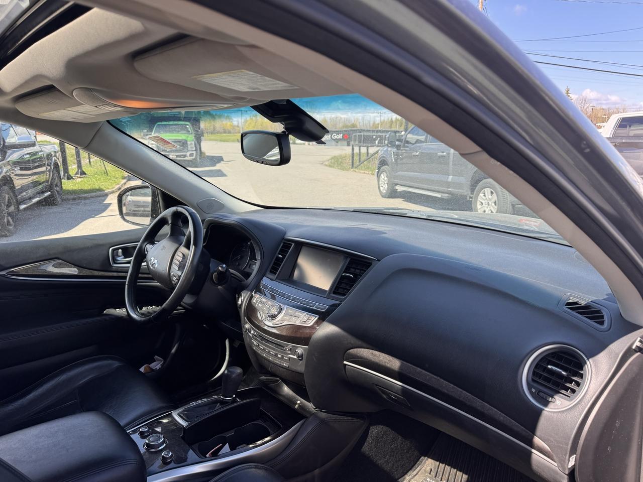 2015 Infiniti QX60  Photo