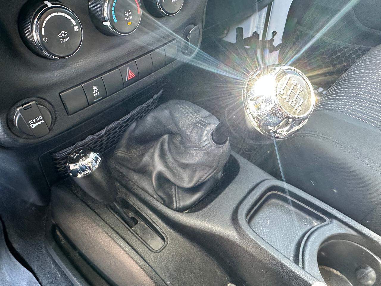 2012 Jeep Wrangler Sport4X4 2Door 6-Speed Manual FM A/C TowHitch CD - Photo #28