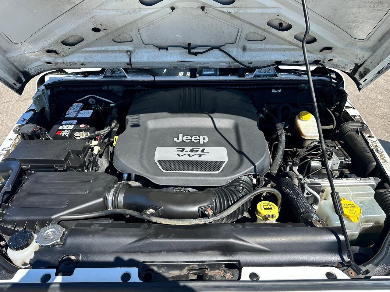 2012 Jeep Wrangler Sport4X4 2Door 6-Speed Manual FM A/C TowHitch CD Photo