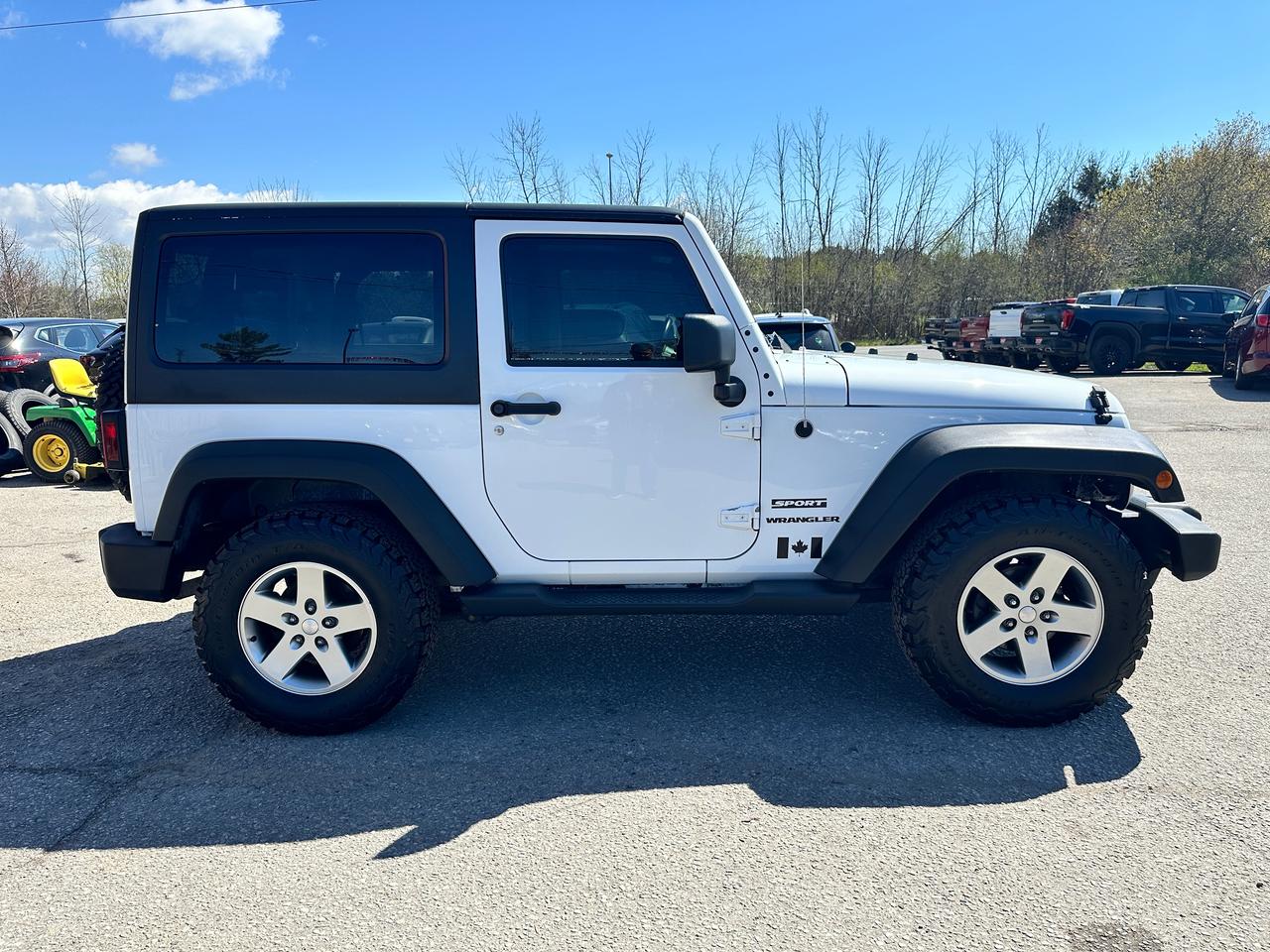 2012 Jeep Wrangler Sport4X4 2Door 6-Speed Manual FM A/C TowHitch CD Photo