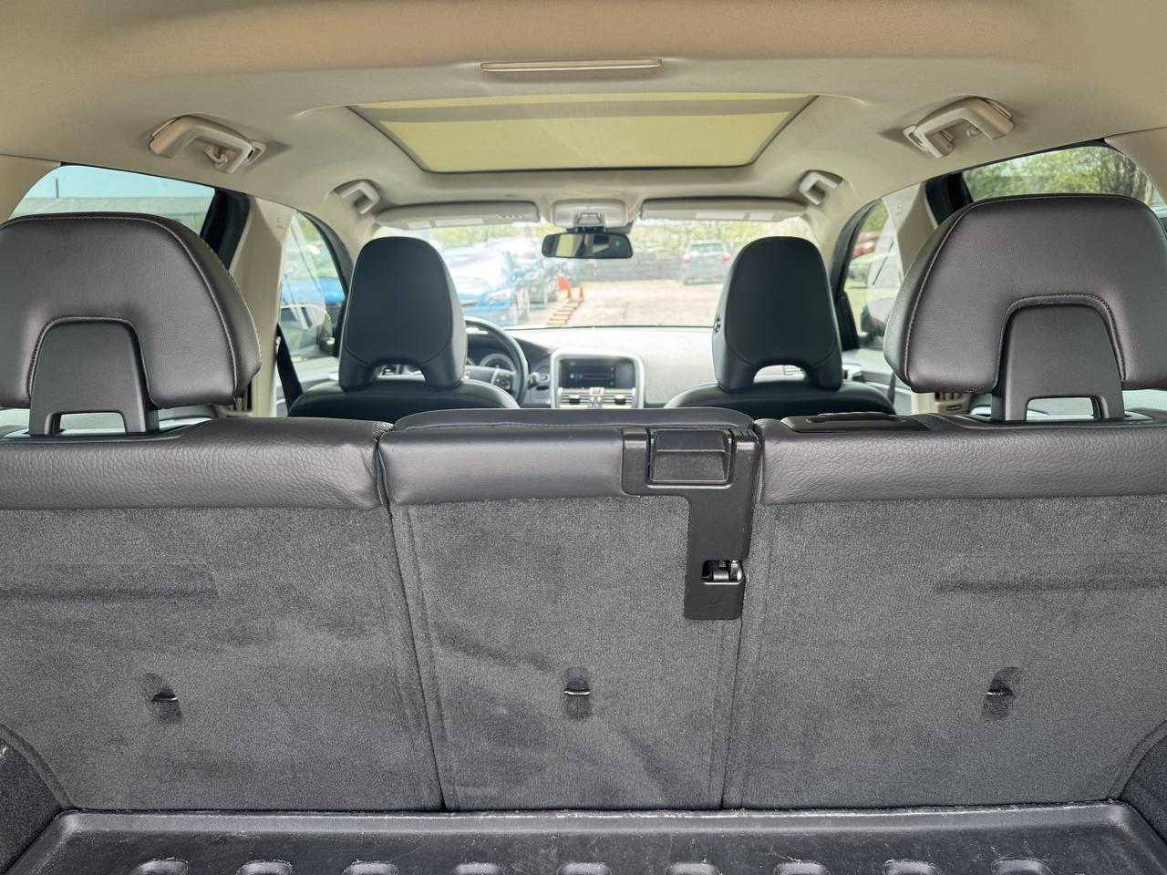 2012 Volvo XC60 3.2 Premier Plus Photo