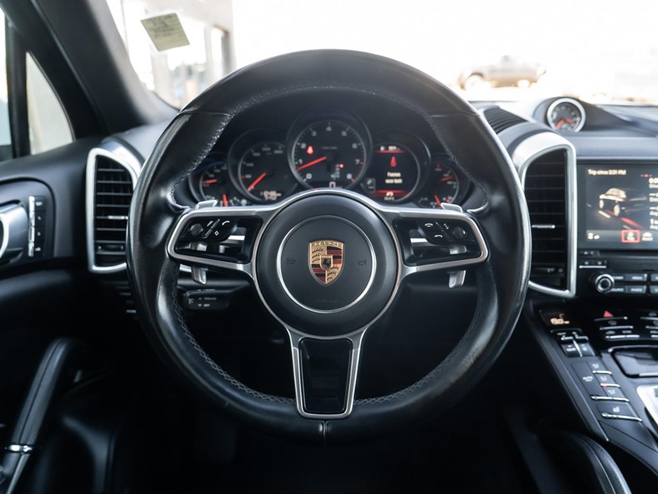 2018 Porsche Cayenne Base SPORT UTILITY 4-DR Photo11