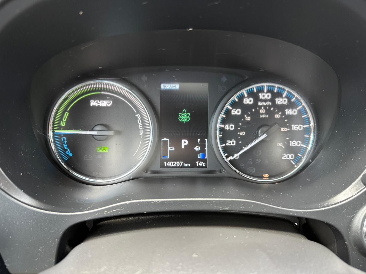2019 Mitsubishi Outlander PHEV SE AWD..Limited Edition.PLUG-IN HYBRID..CERTIFIED! Photo