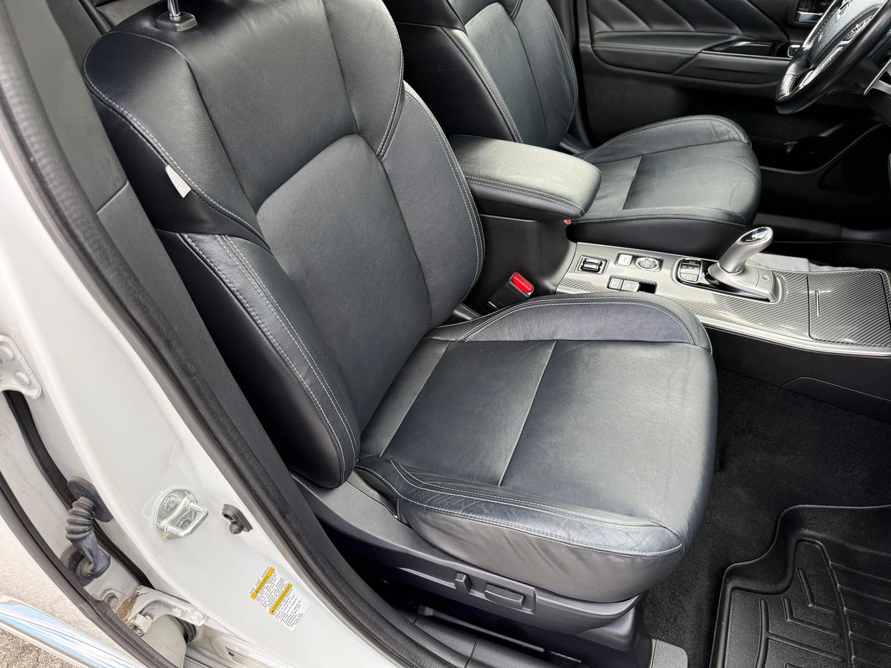 2019 Mitsubishi Outlander PHEV SE AWD..Limited Edition.PLUG-IN HYBRID..CERTIFIED! Photo