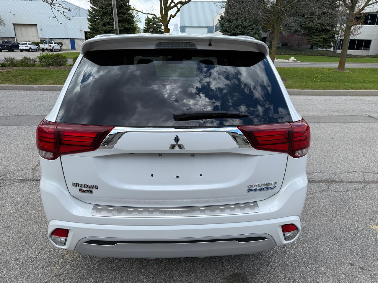 2019 Mitsubishi Outlander PHEV SE AWD..Limited Edition.PLUG-IN HYBRID..CERTIFIED! Photo