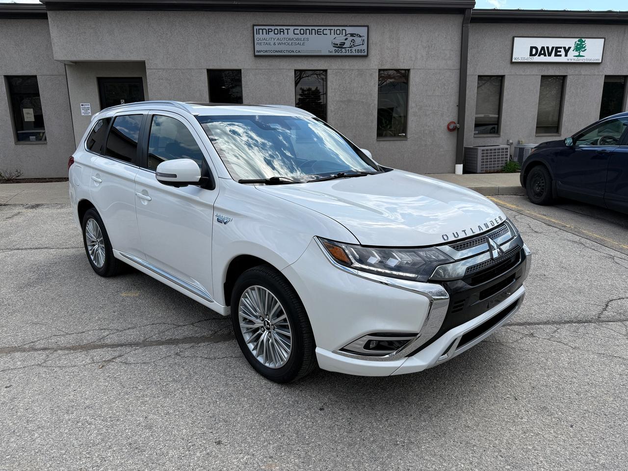 2019 Mitsubishi Outlander PHEV SE AWD..Limited Edition.PLUG-IN HYBRID..CERTIFIED! Photo2