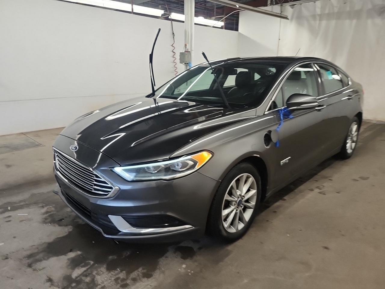 2018 Ford Fusion Energi SE-LEATHER-REMOTE START-REAR CAMERA-NAVIGATION Photo2
