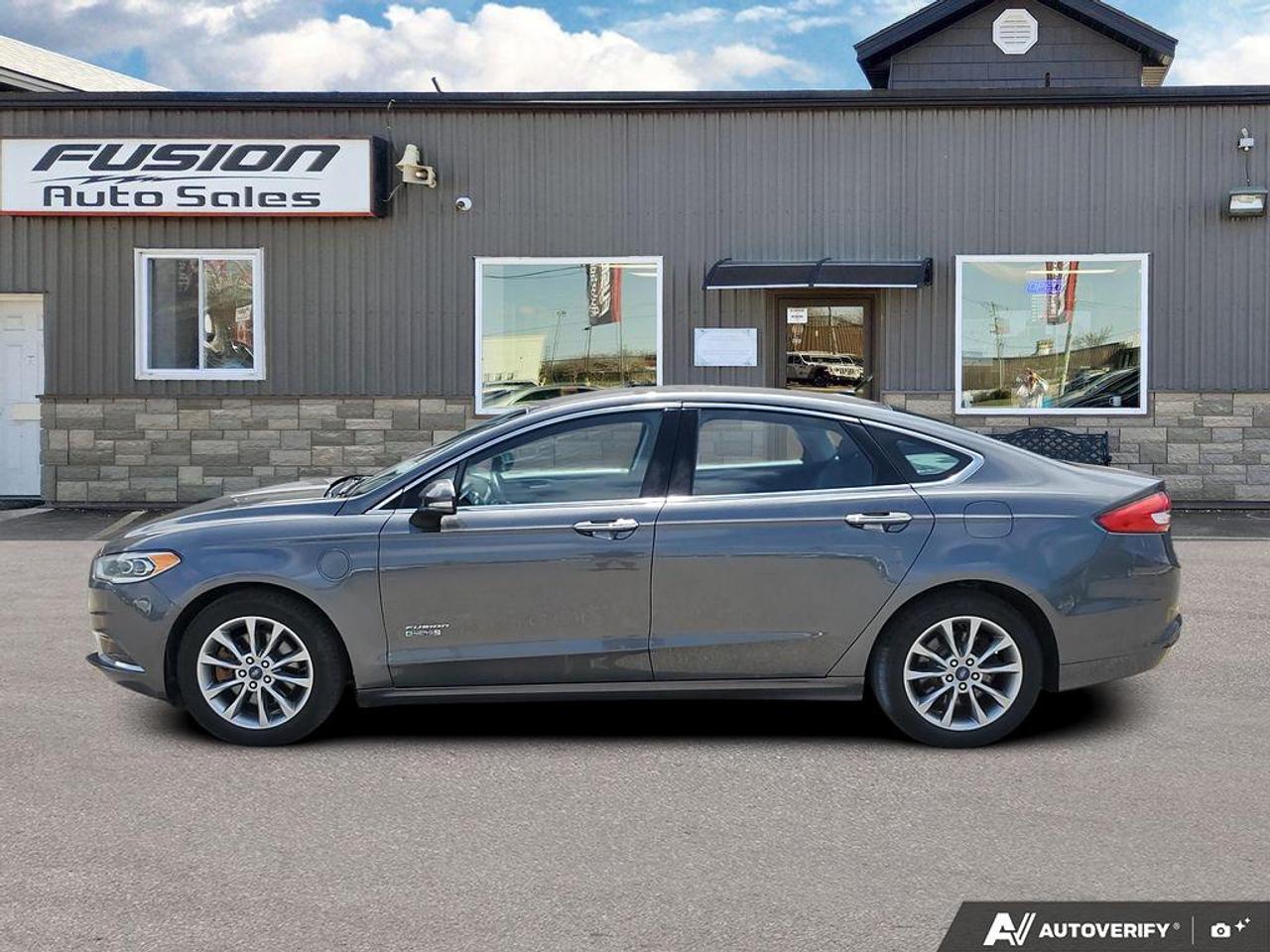 2018 Ford Fusion Energi SE-LEATHER-REMOTE START-REAR CAMERA-NAVIGATION Photo3