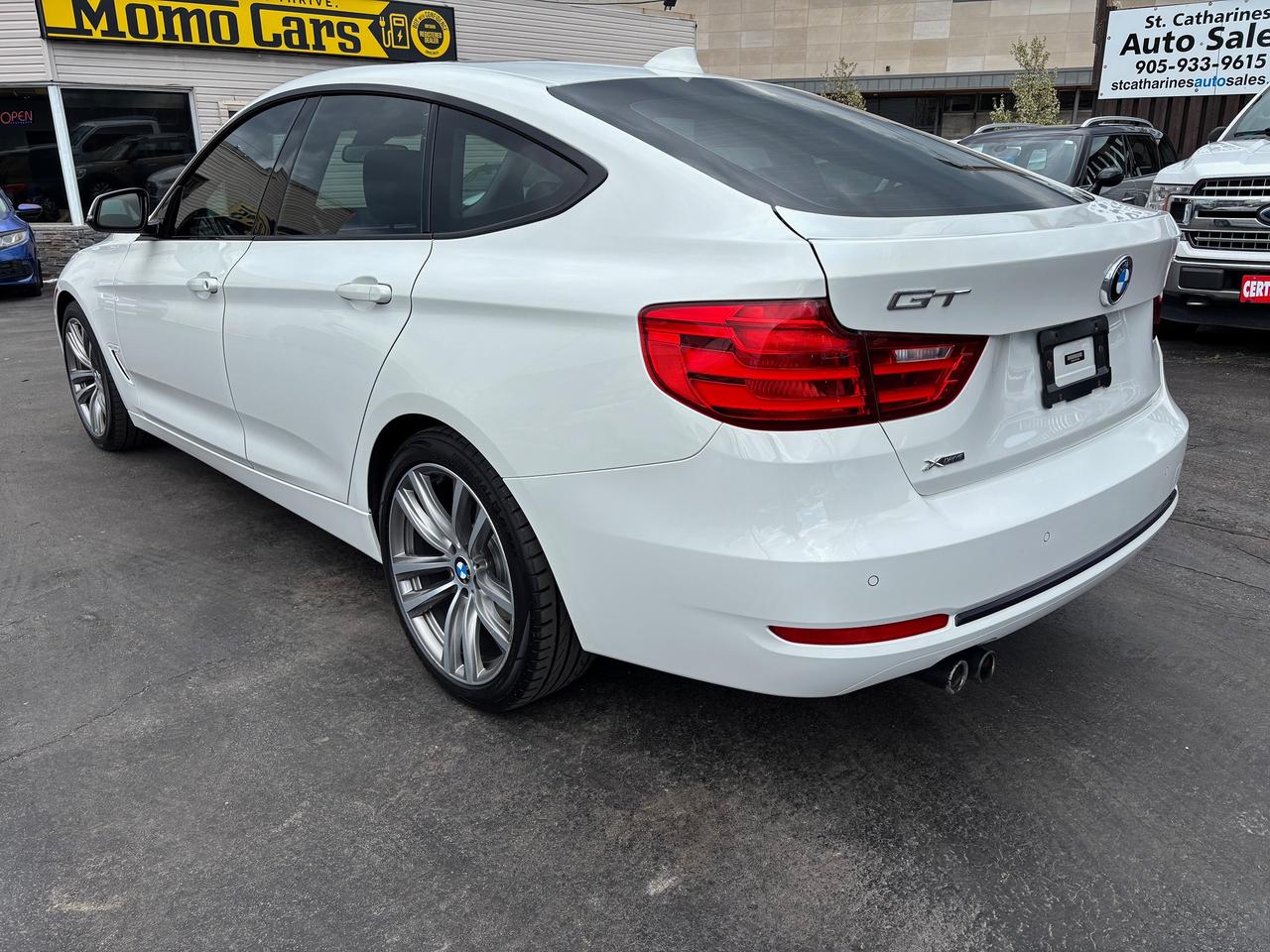 2016 BMW 3 Series 5dr 328i xDrive Gran Turismo AWD Photo2