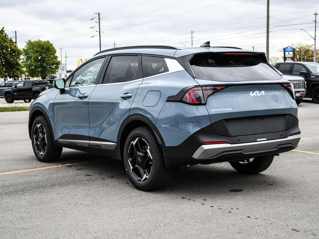 2026 Kia Sportage 2026 Kia Sportage – EX Photo3