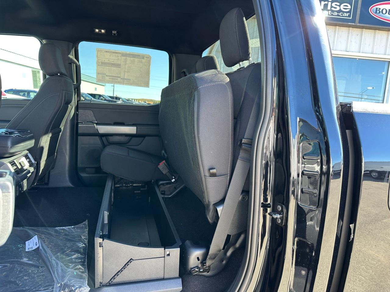 2025 Ford F-150 XLT 4WD SuperCrew 5.5' Box Photo