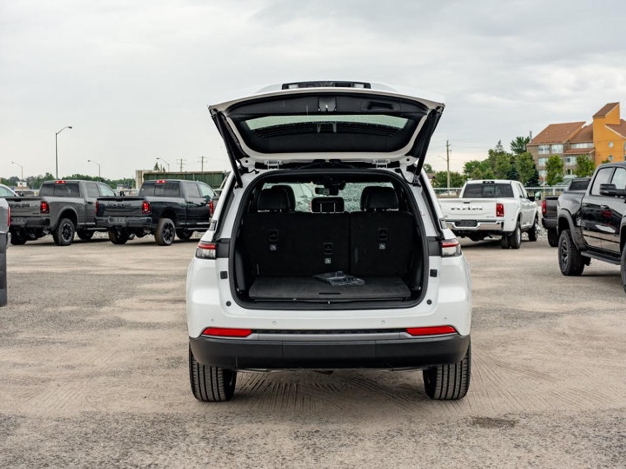 2026 Jeep Grand Cherokee Limited Photo
