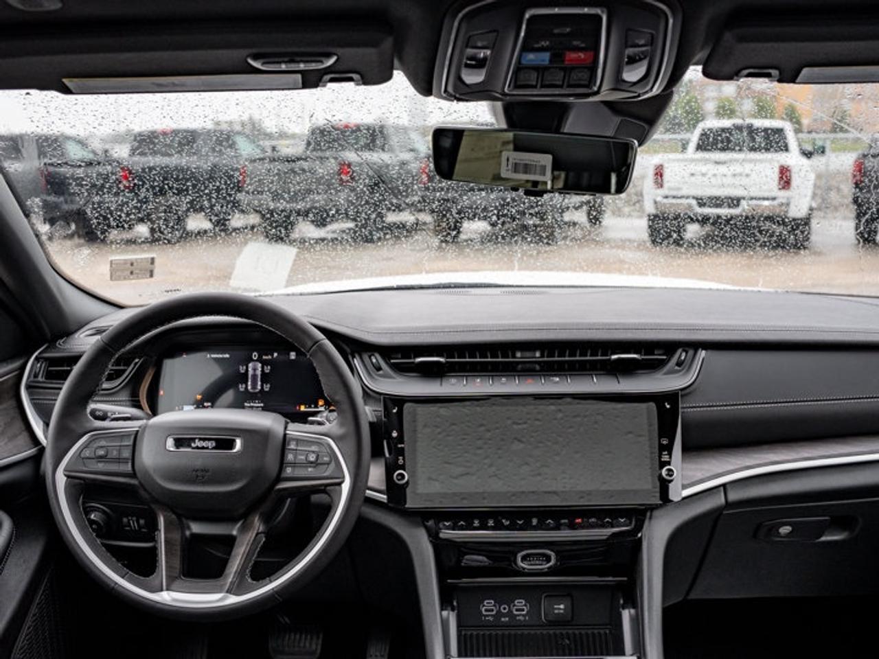2026 Jeep Grand Cherokee Limited Photo