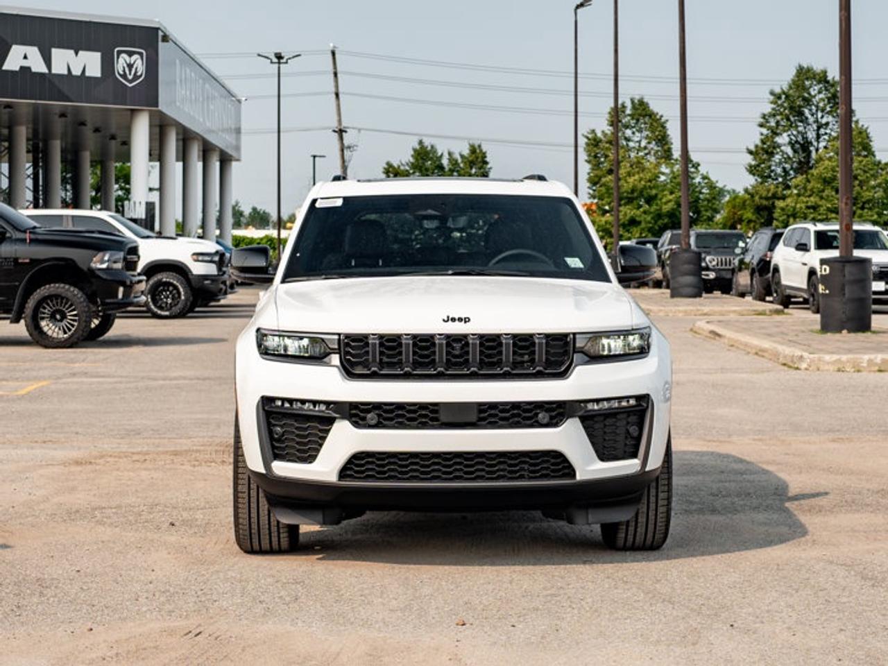 2026 Jeep Grand Cherokee Limited Photo