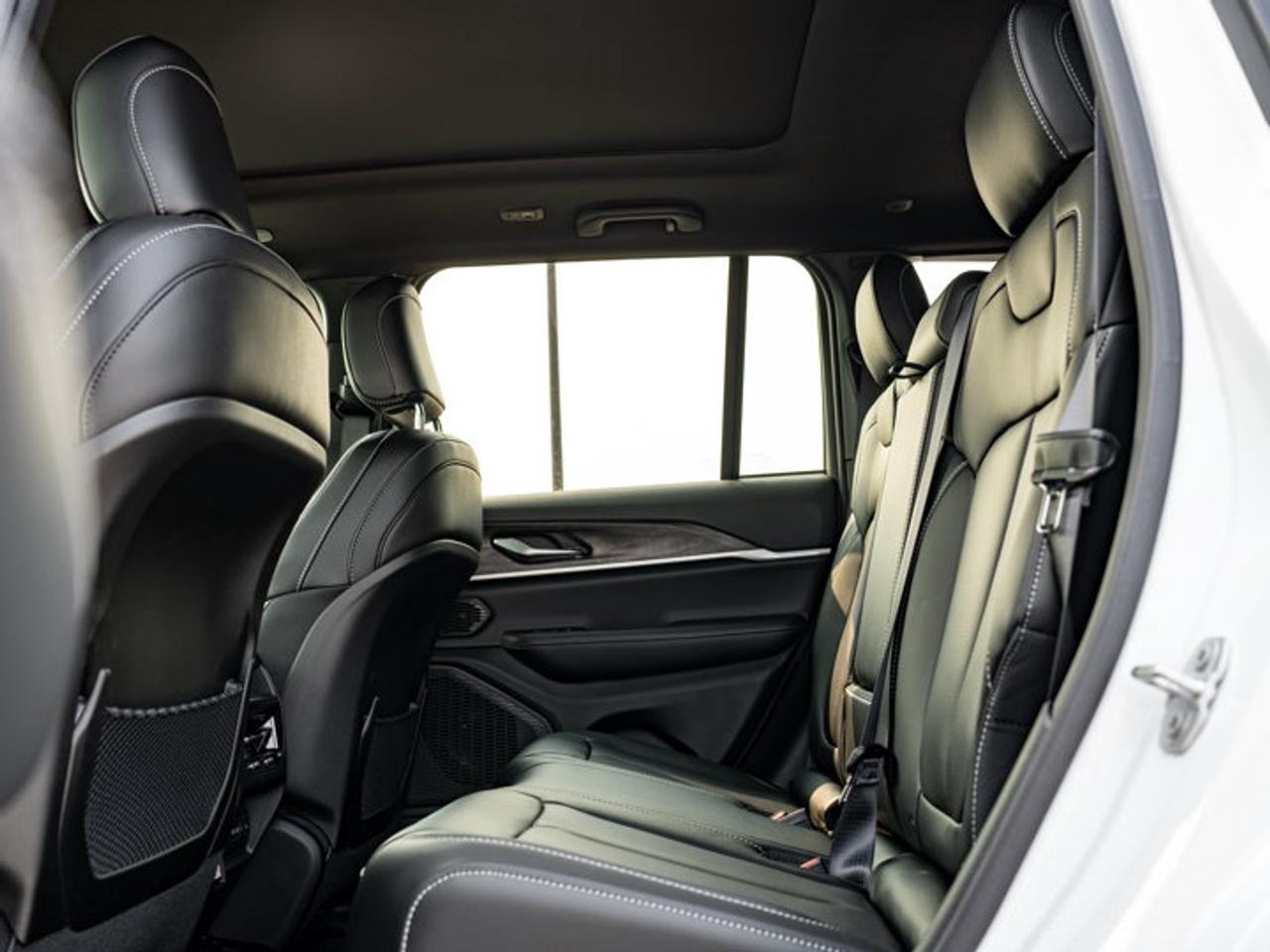 2026 Jeep Grand Cherokee Limited Photo